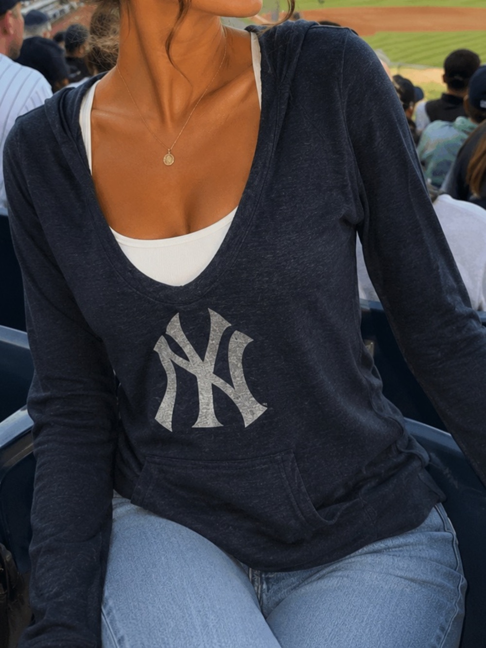 New York Yankees long sleeve hooded baseball Tee in Navy Blue